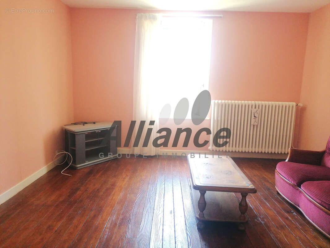 Maison à AILLEVILLERS-ET-LYAUMONT