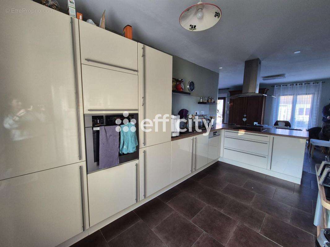 Maison à CHOUZY-SUR-CISSE