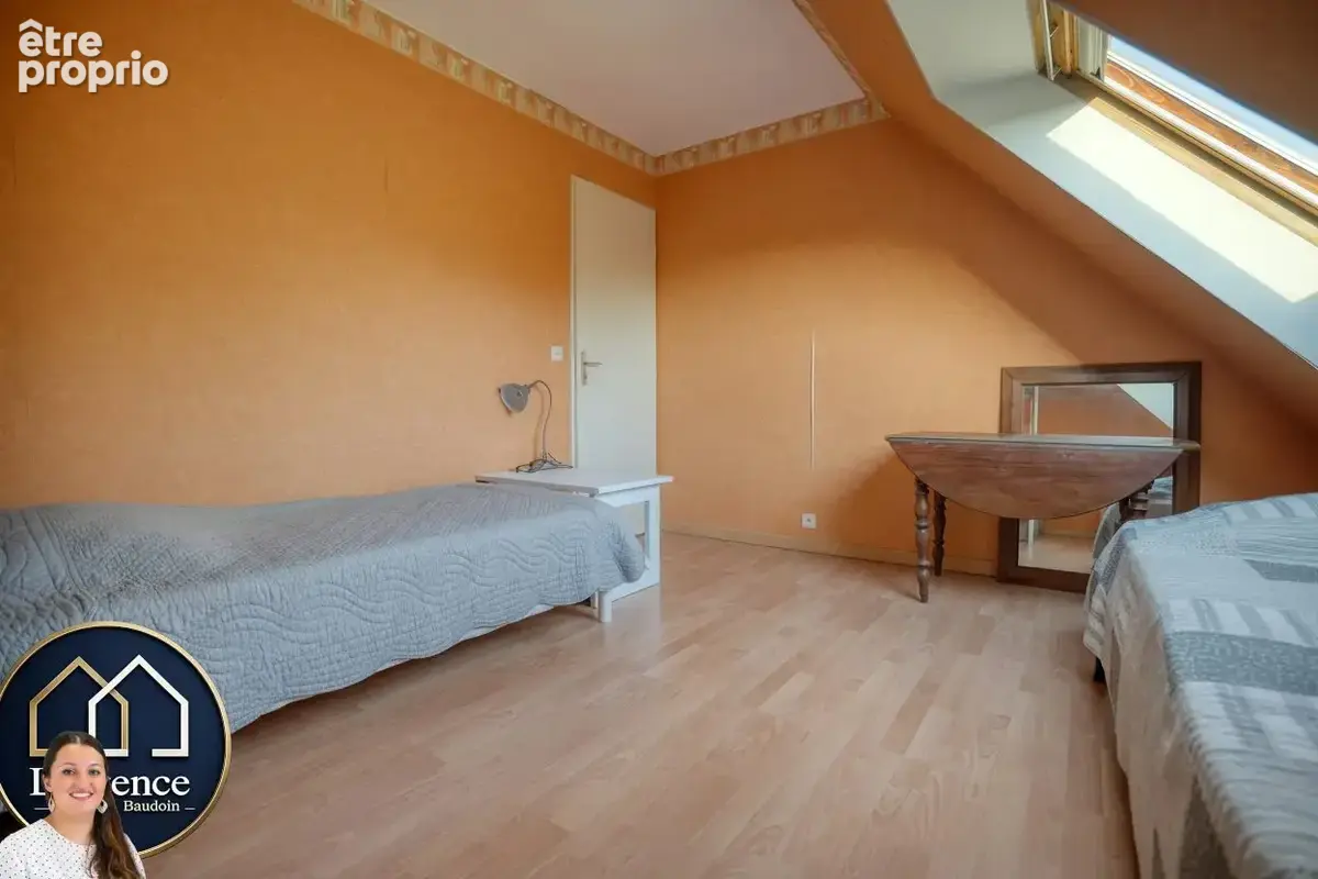 Maison 8 pièces 118 m² à vendre à Nogent-Le-Roi (28210) - photo 8