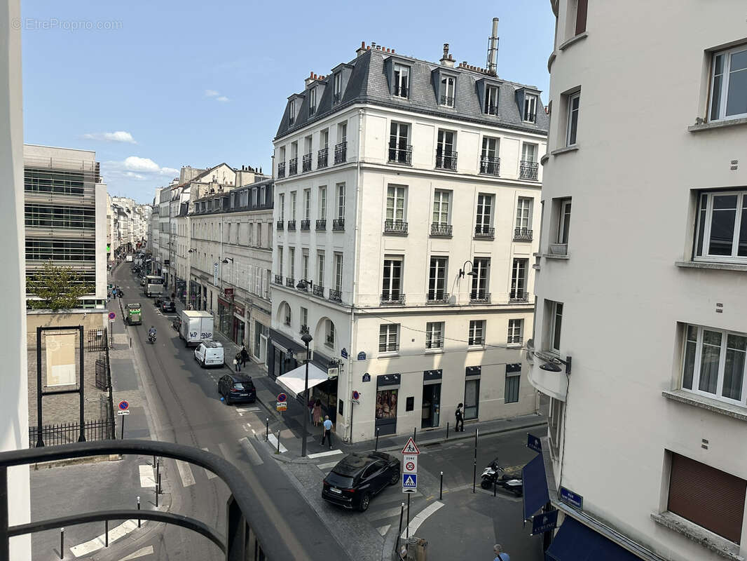 Appartement à PARIS-7E