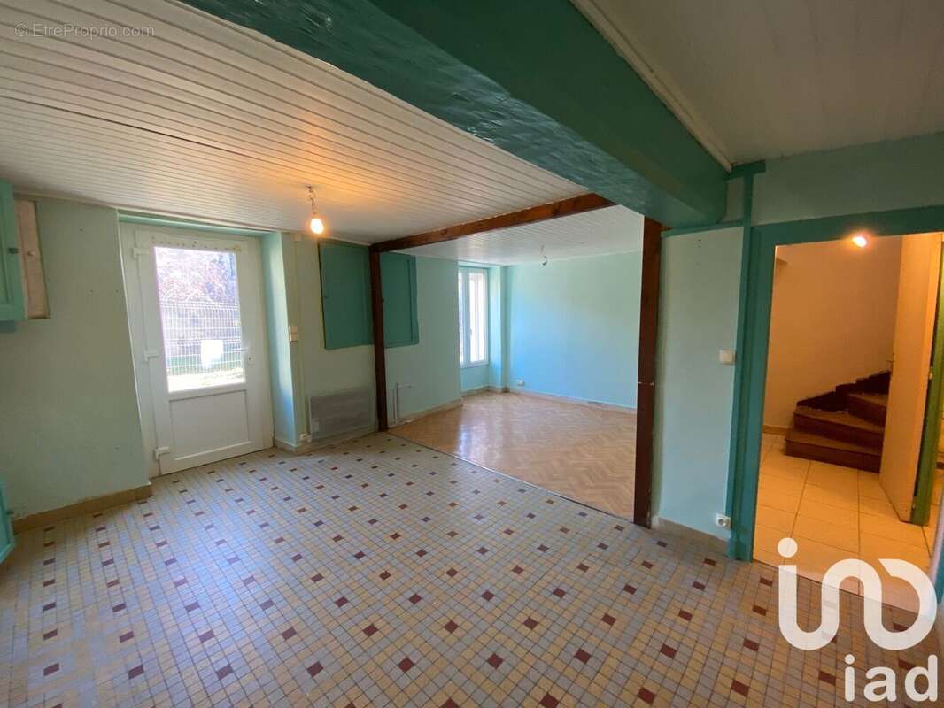 Photo 3 - Maison à AVAILLES-LIMOUZINE