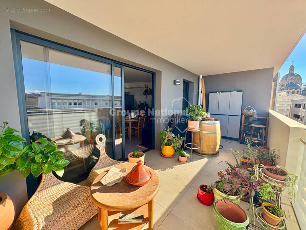 Appartement à MARSEILLE-2E