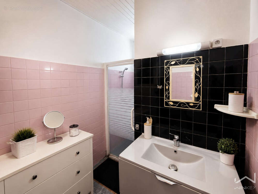 Appartement à SAINT-MONTAN