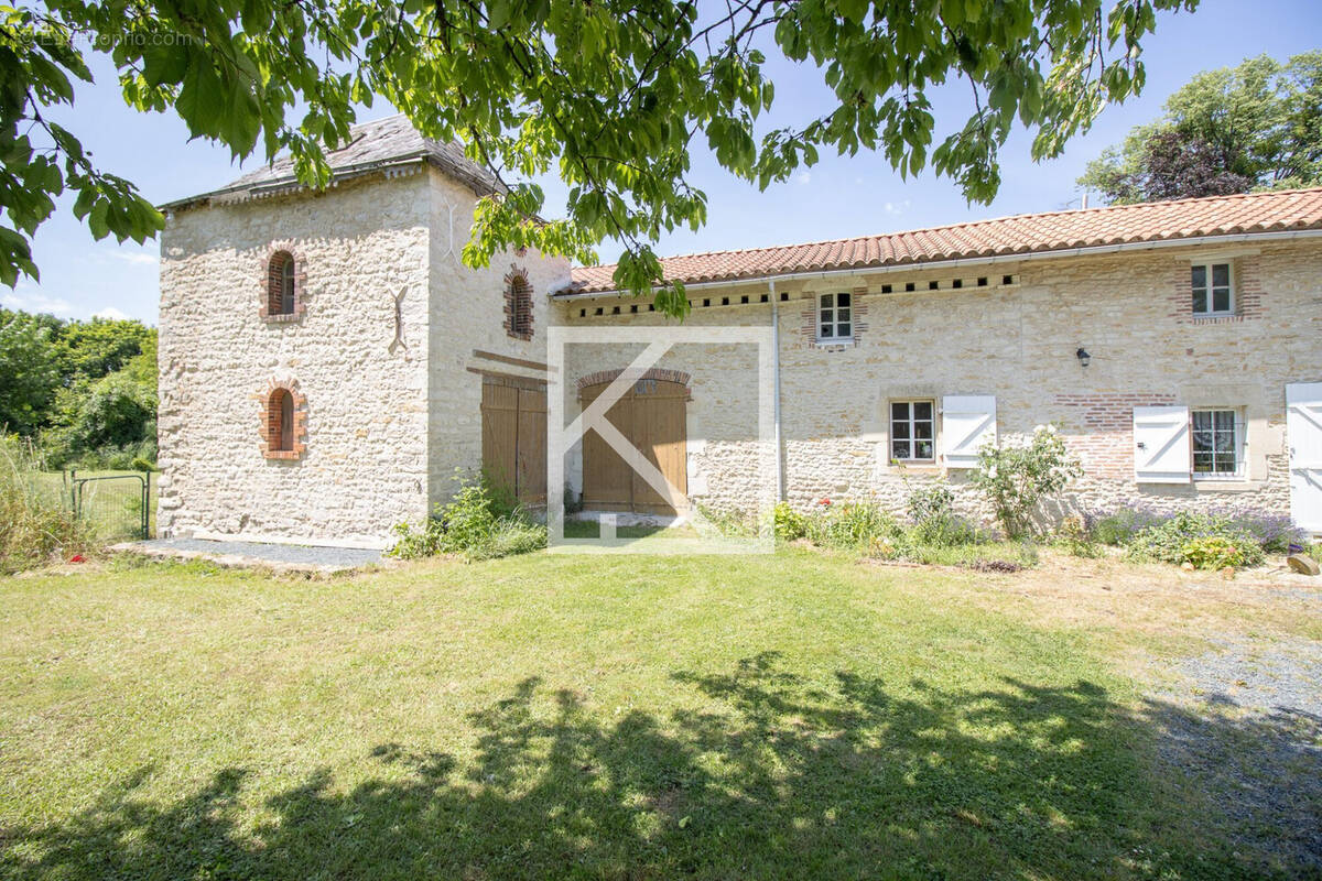 Maison à CHANTONNAY