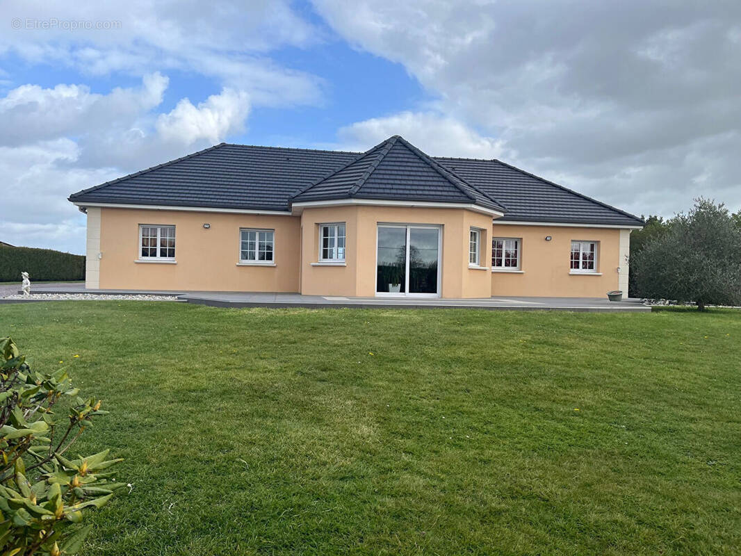 Maison 5 pièces 158 m² · à Marbeuf · 158,3 m² · 329 000 €