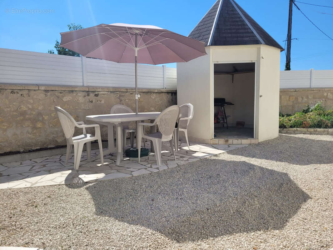 Maison à CINQ-MARS-LA-PILE