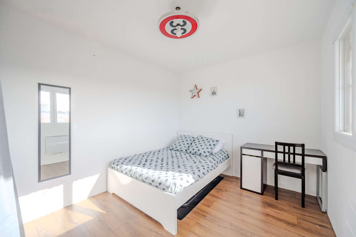 Appartement à LA VALETTE-DU-VAR