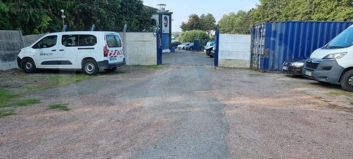 Autre à BREAL-SOUS-MONTFORT