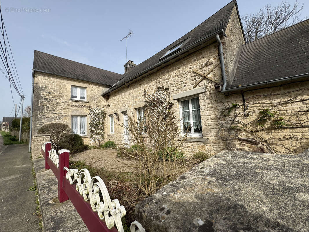 Maison à VALOGNES