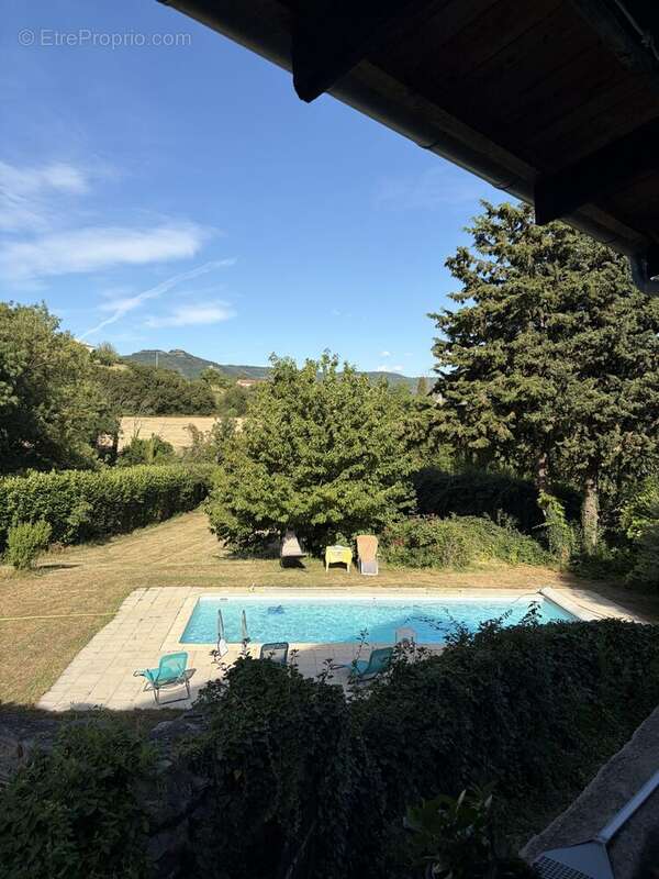 Maison 280 m² à Saint-Vincent-De-Barres  - photo 6