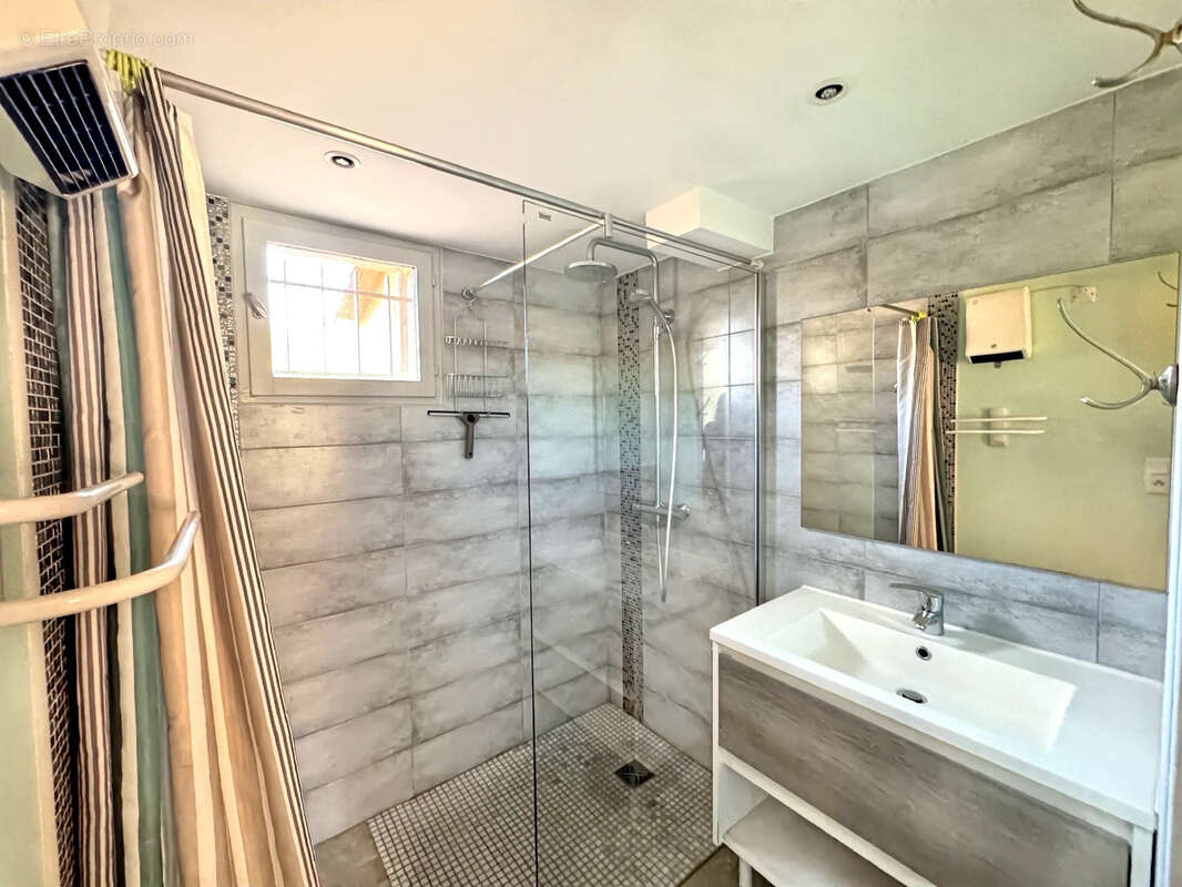 Maison à LA LONDE-LES-MAURES