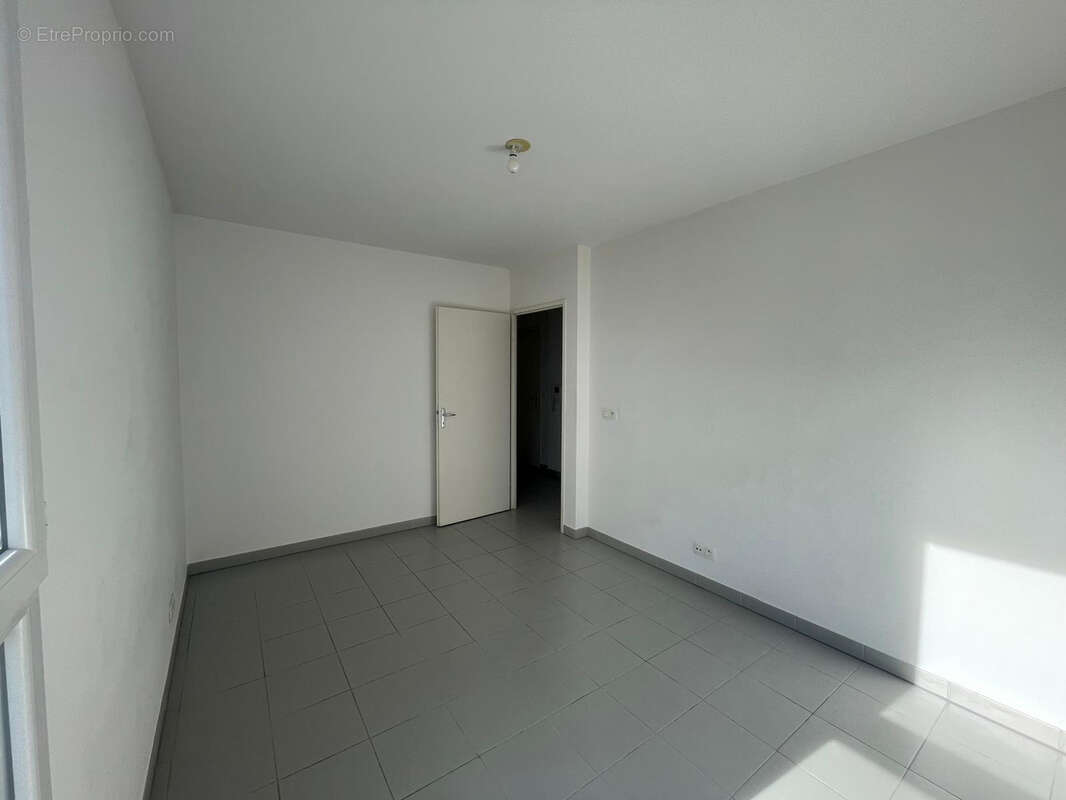 Appartement à JUVIGNAC