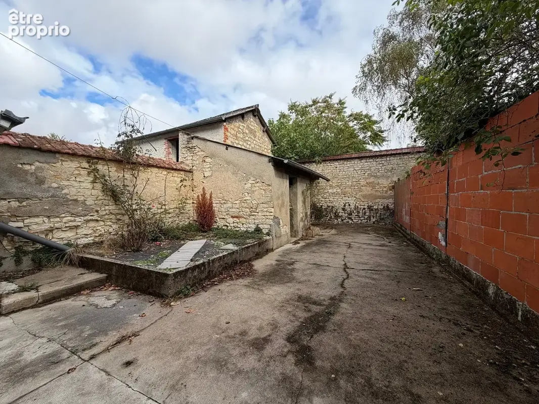 Maison 4 pièces 110 m² à vendre à Issoudun (36100) - photo 8