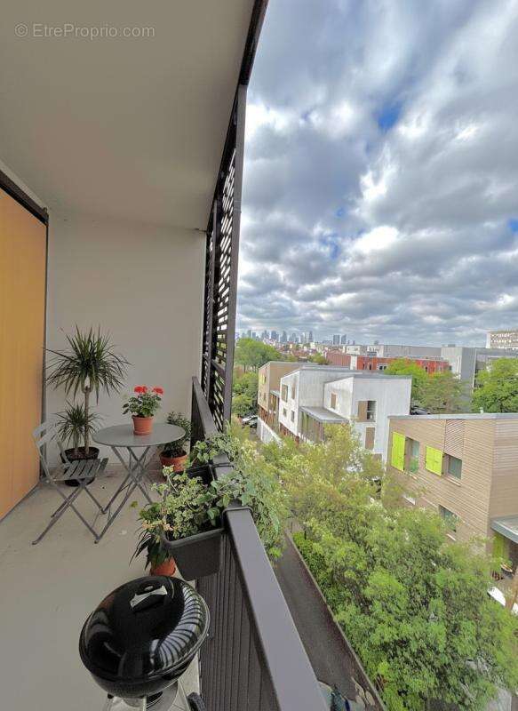Appartement à COLOMBES
