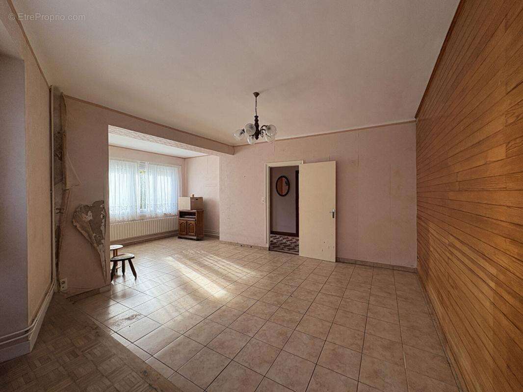 Maison à RIEC-SUR-BELON