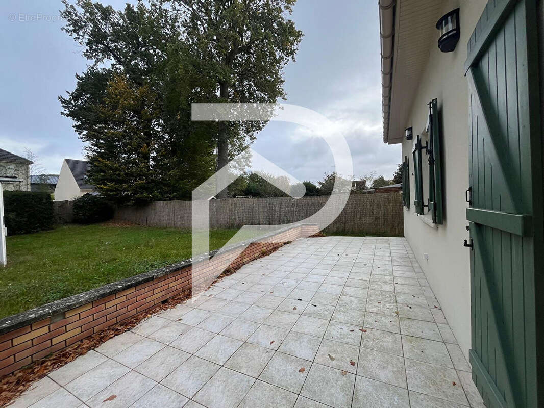 Maison à SAINT-VRAIN