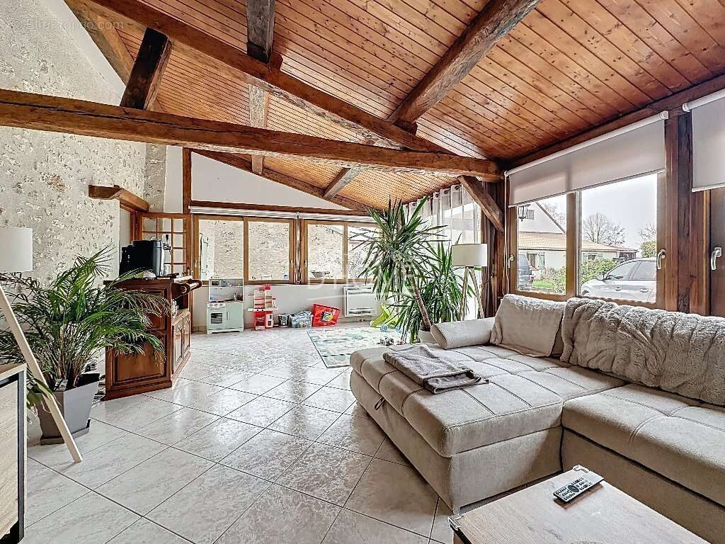 Maison à LA FERTE-GAUCHER