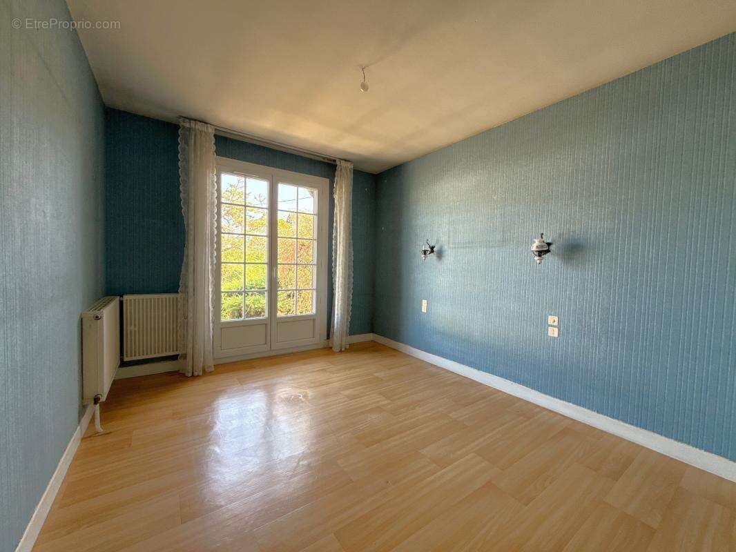 Maison à BRETENIERE de 155,45m² sur sous sol complet, 5 chambres, terrain 719 m² - photo 14