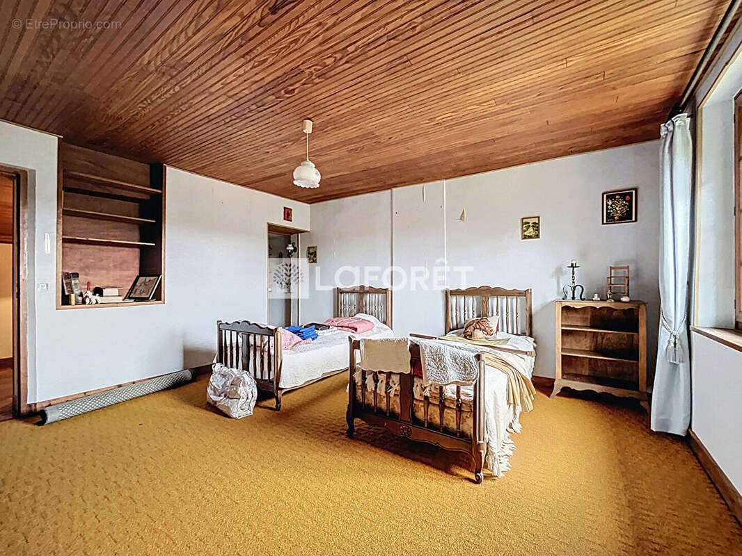 Maison à SAINT-PIERRE-DE-BAILLEUL