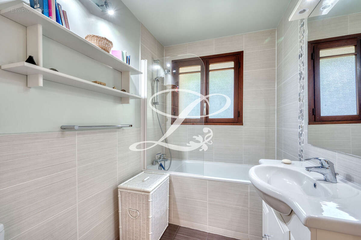 Appartement à MAISONS-LAFFITTE