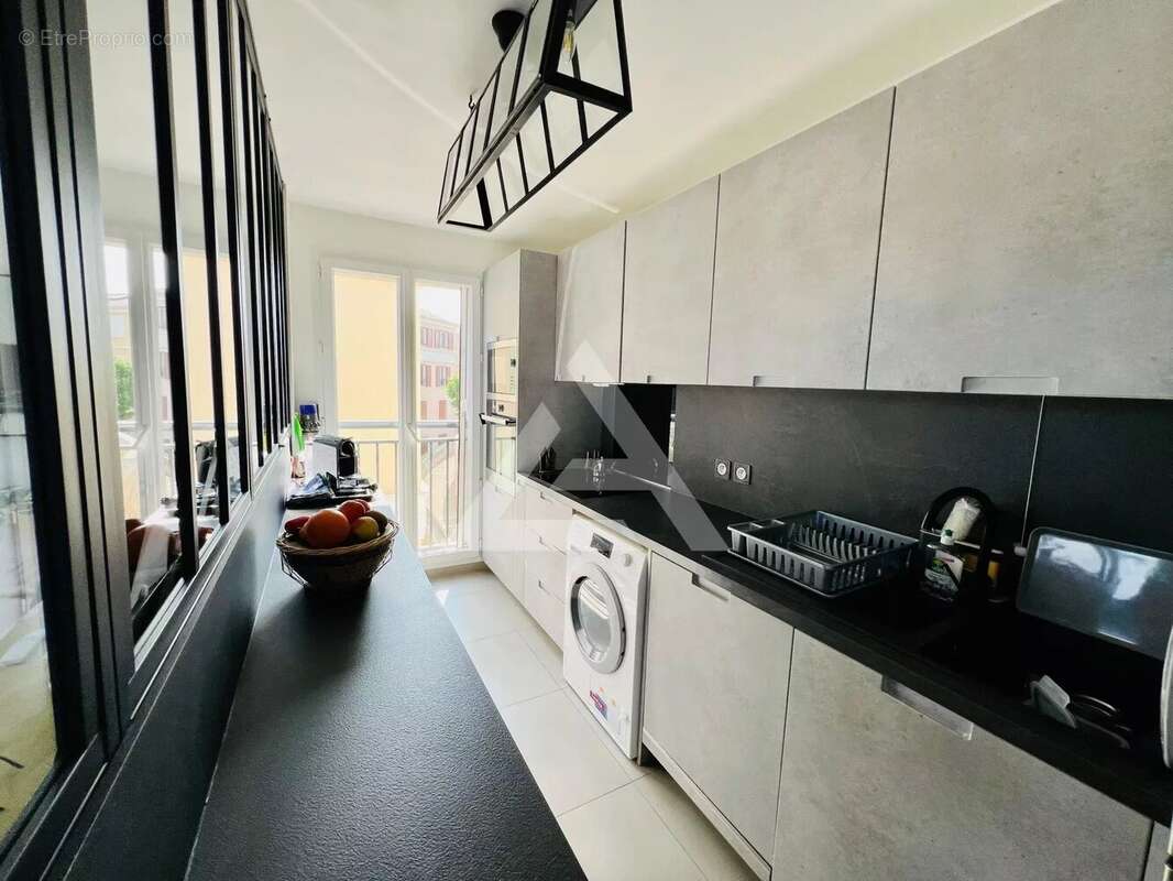 Appartement à LA TURBIE