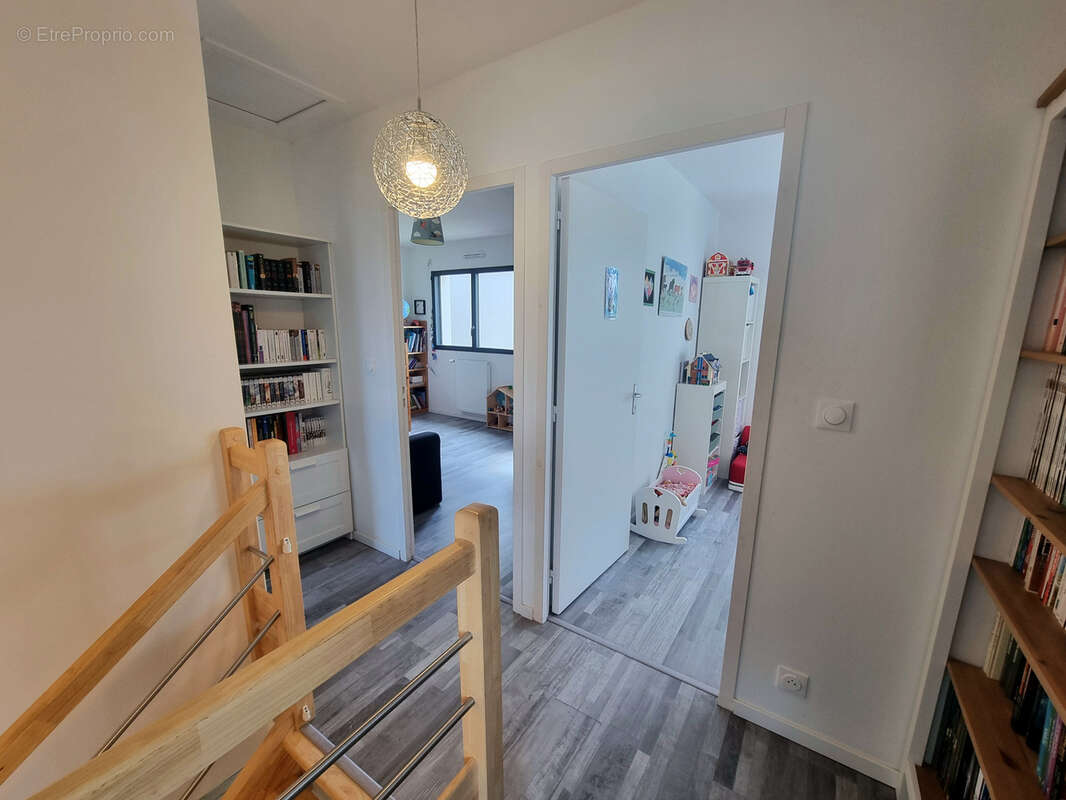 Maison à SAINT-ERBLON