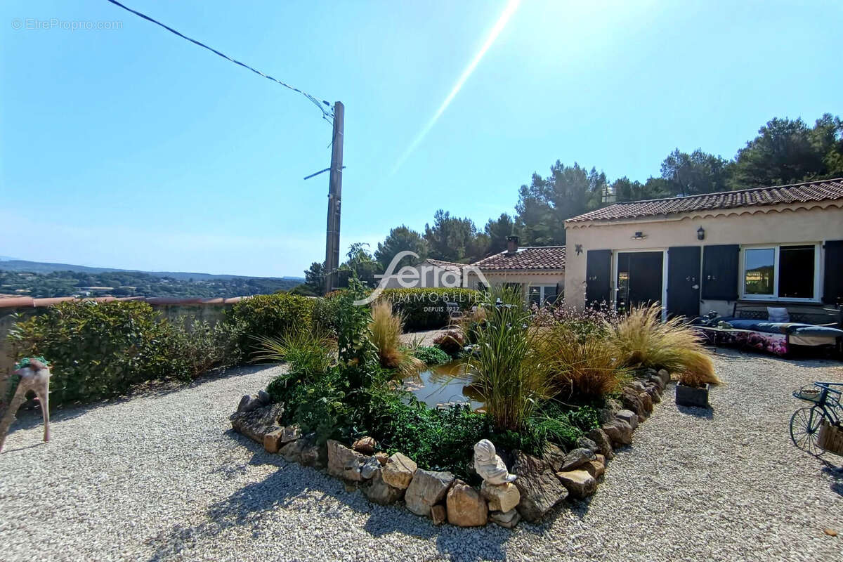 Maison à TRANS-EN-PROVENCE