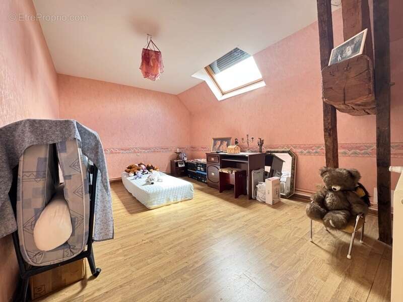 Maison à SAINT-ARNOULT-EN-YVELINES