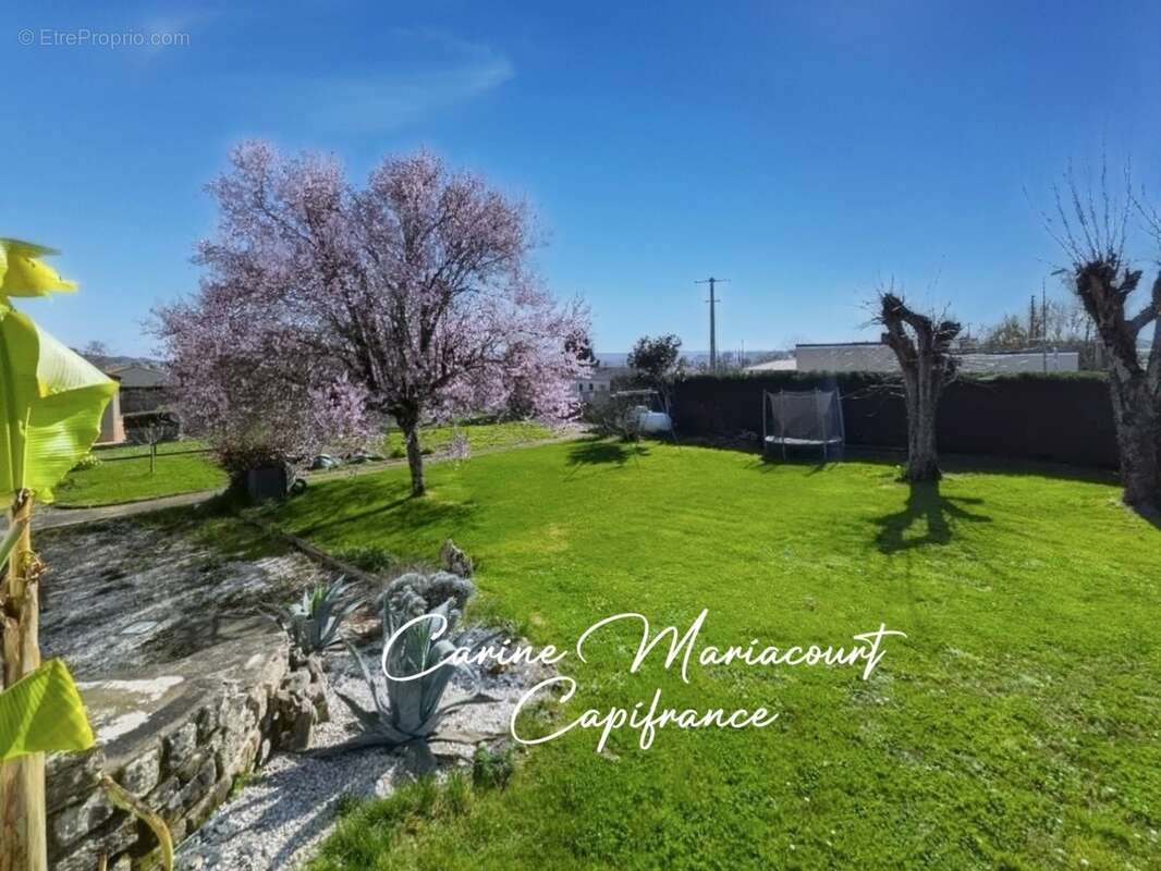  Maison familiale 4 chambres avec piscine, grand terrain clos et sous-sol complet – Proche Saint-Maixent-l’École  - photo 2