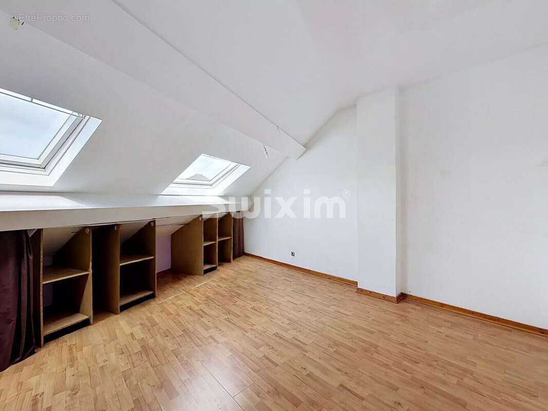Duplex rénové avec terrasse, jardin et aucune charge de copropriété - photo 8