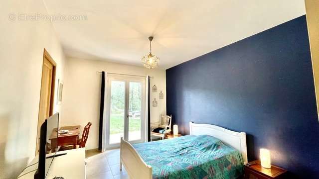 Maison à VILLELONGUE-DELS-MONTS