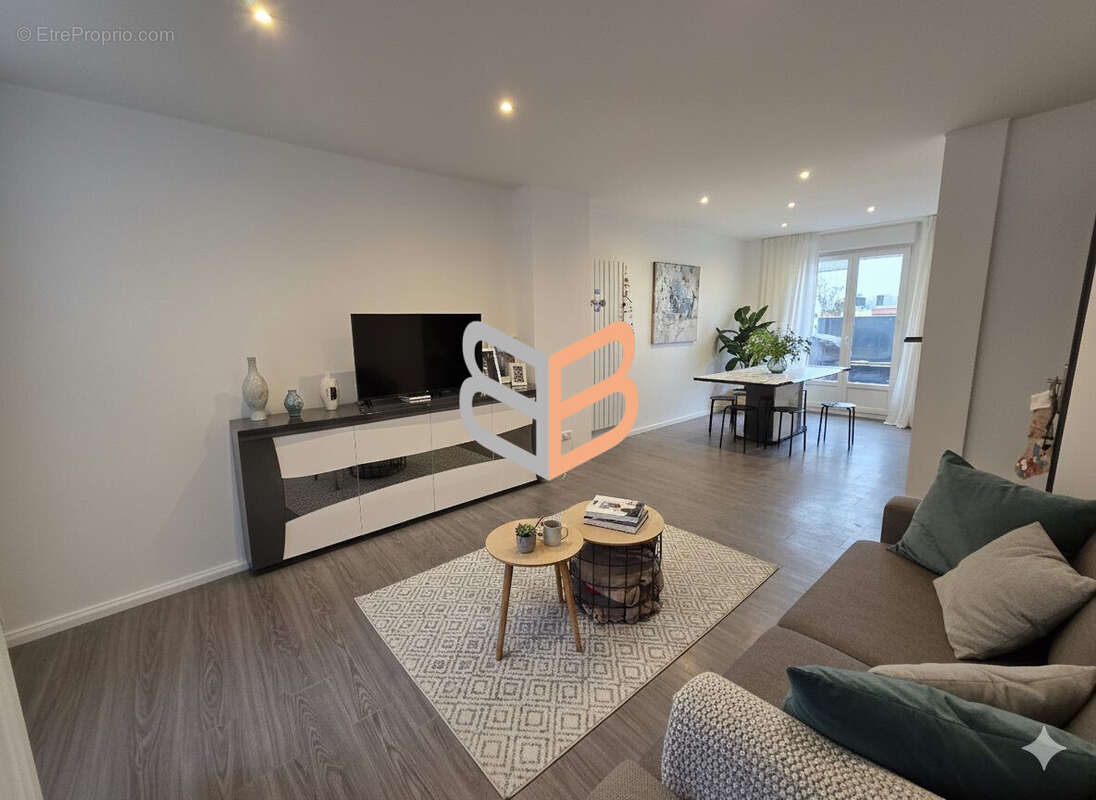 Maison à AUDUN-LE-TICHE