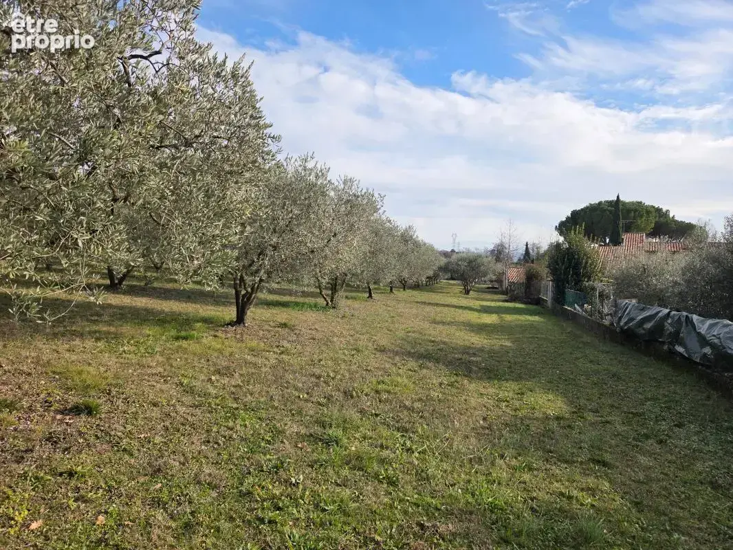 Exclusivité - pierrevert– terrain à bâtir de 1 010 m² – belles possibilités de construction - photo 3