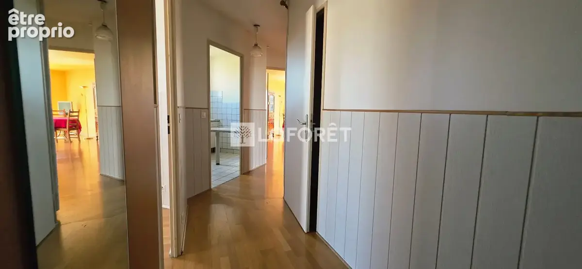 Appartement Saint Denis 4 pièce(s) 75.06m2 - photo 10