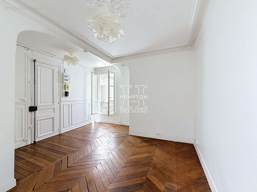 Appartement à PARIS-6E