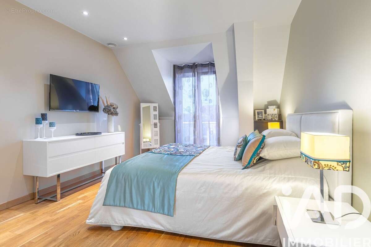 Photo 9 - Maison à LE PLESSIS-TREVISE