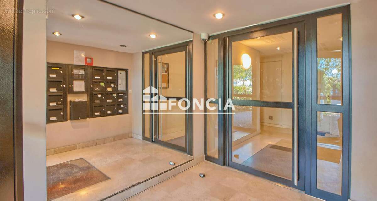 Appartement à VERNEUIL-SUR-SEINE