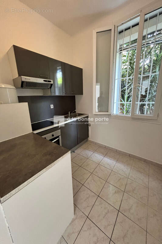 Appartement 48 m² à Toulon  - photo 7