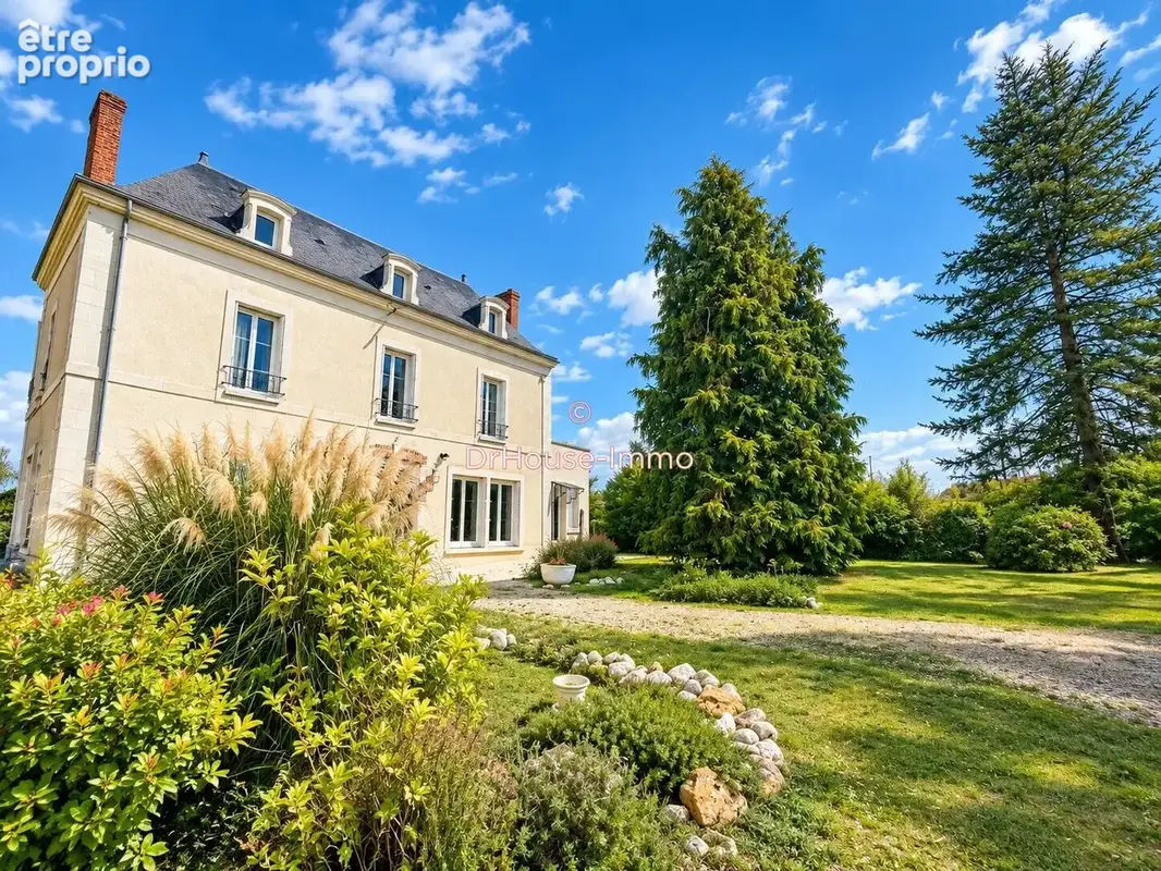 Maison 6 pièces 146 m² à vendre à Saint-Sauveur (86100) - photo 3
