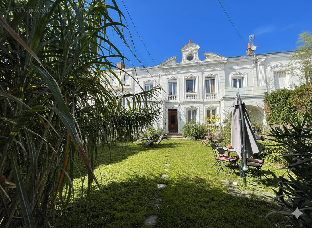 Appartement à SENS