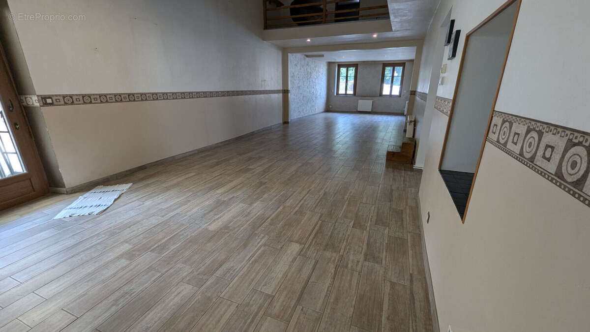 Maison Ceintrey 7 pièce(s) 240 m2 - photo 2