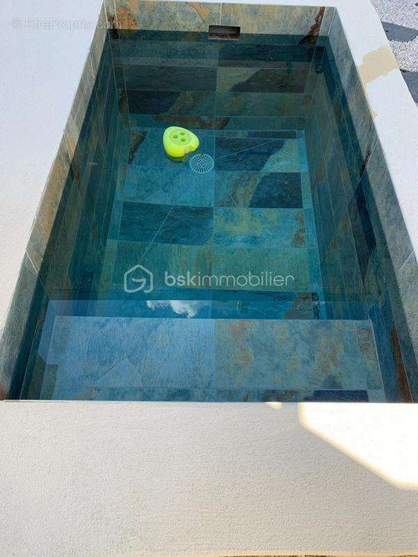 Maison de ville moderne avec piscine privée dans le centre de Bagnols-sur-Cèze - photo 3