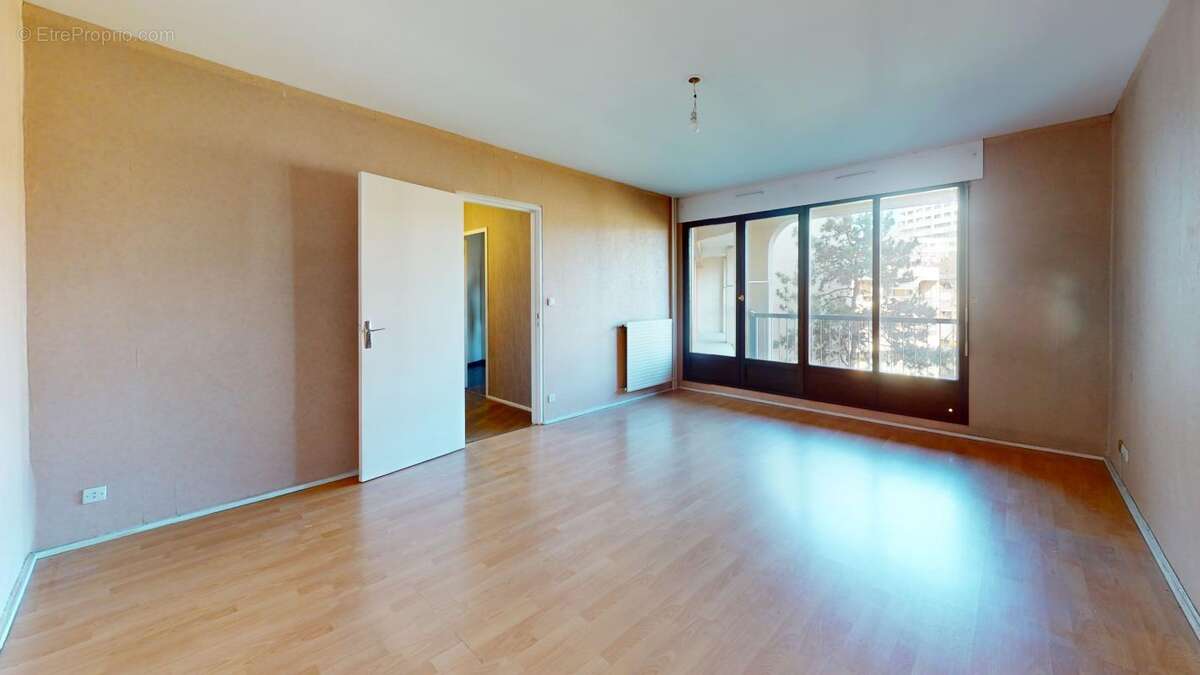 Appartement à LYON-9E