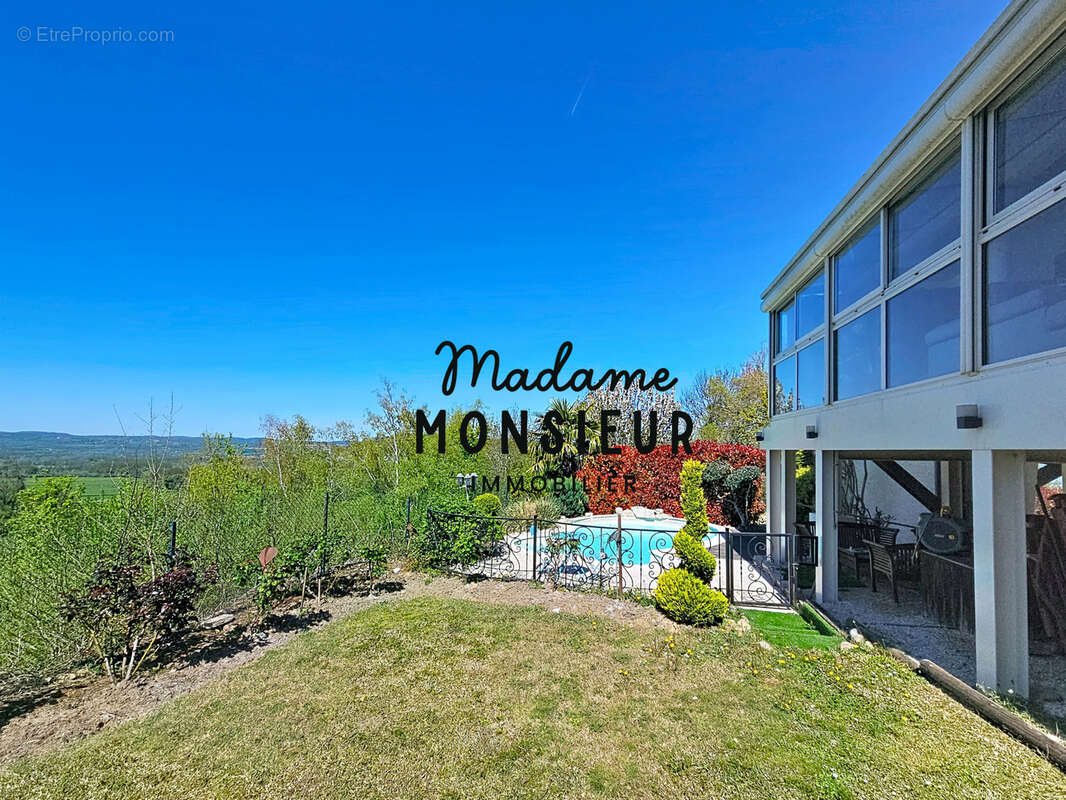 Maison à SAINT-CHEF