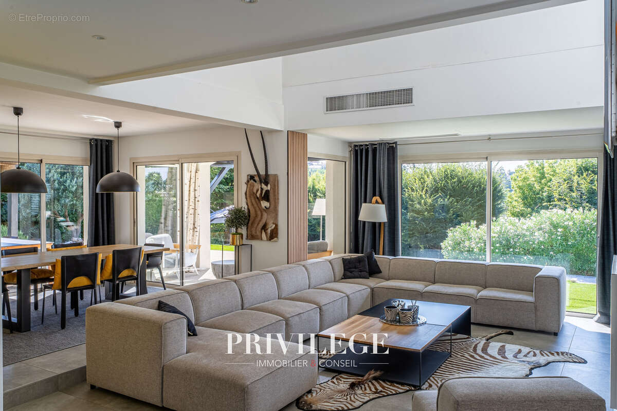 Maison à SAINT-DIDIER-AU-MONT-D&#039;OR