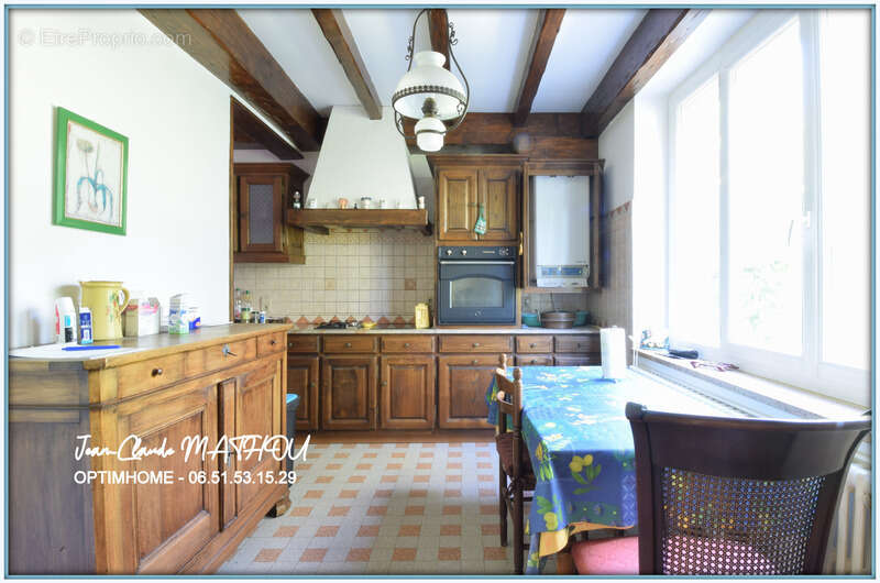 Maison familiale de caractère T6 de 160 m² 3 ou 4 chambres avec jardin clos, garage et grenier aménagé - photo 6
