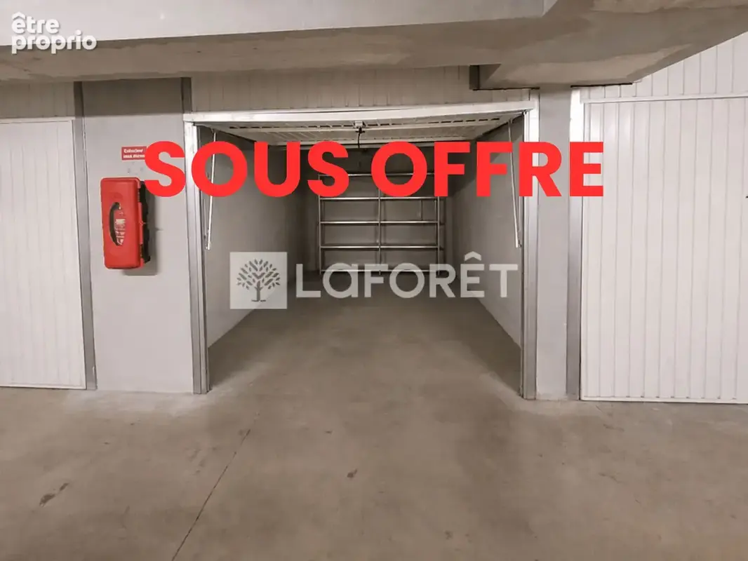 Parking à RILLIEUX-LA-PAPE