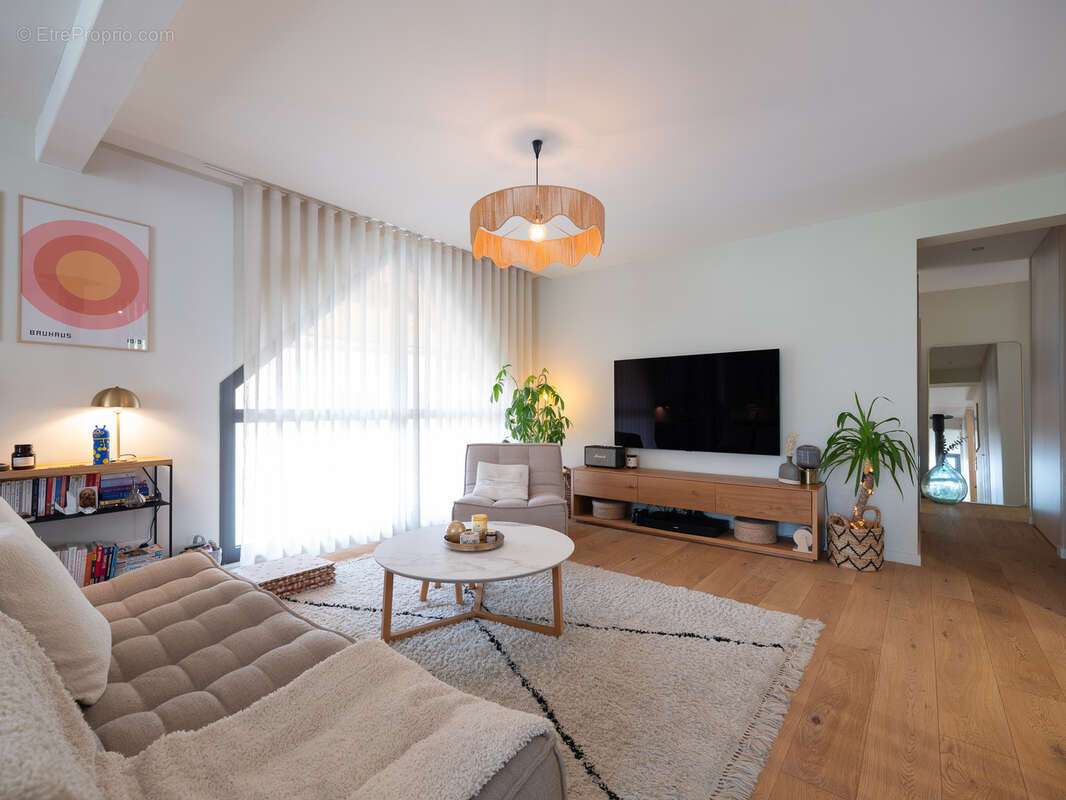 Appartement à SEVRIER