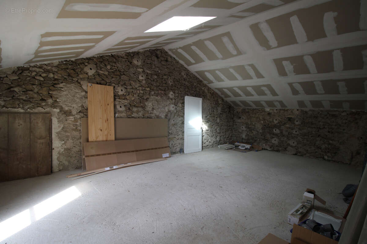 Maison à VAISON-LA-ROMAINE