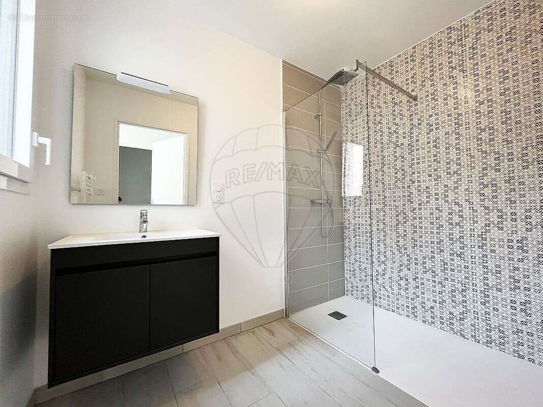 Maison à LES MATHES